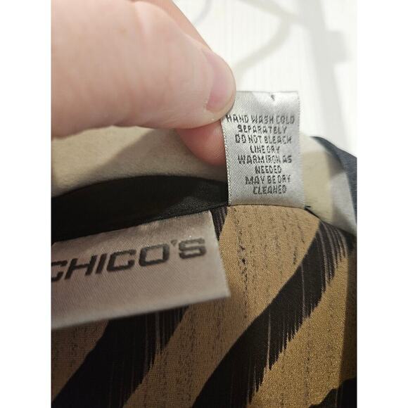 CHICO'S Black Bronze Zebra Print Long Sleeve VNeck Silk Tunic Size 2 Large 12-14 - Picture 4 of 5